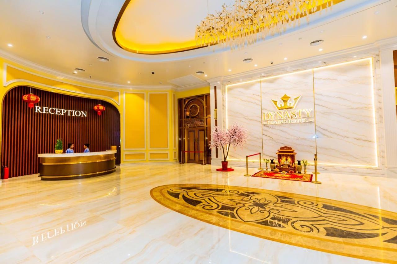 Dynasty Casino Hotel Bavet Bagian luar foto