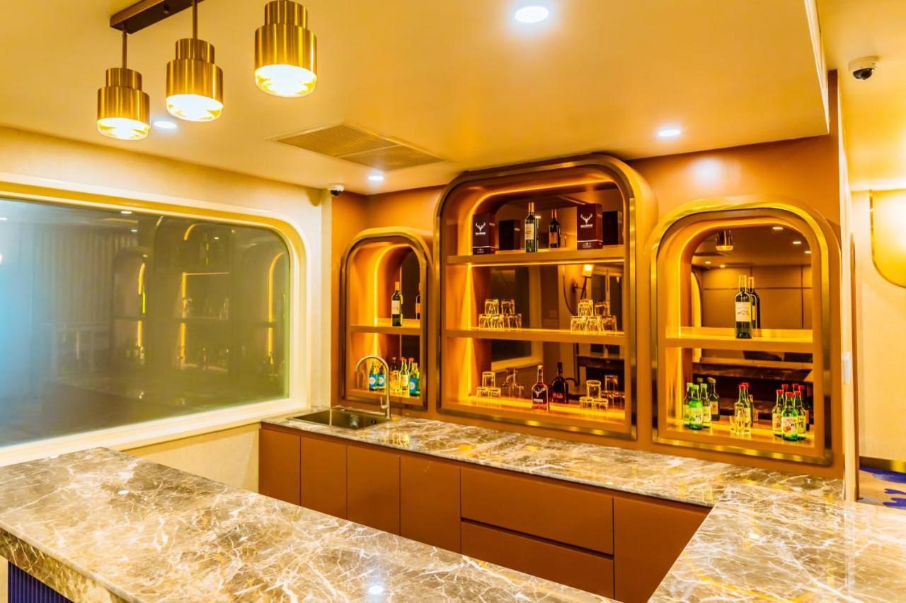 Dynasty Casino Hotel Bavet Bagian luar foto