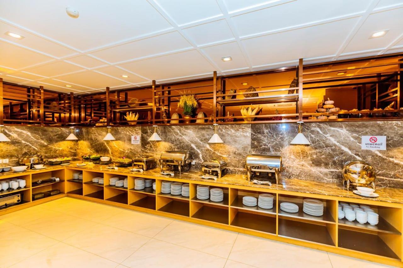 Dynasty Casino Hotel Bavet Bagian luar foto